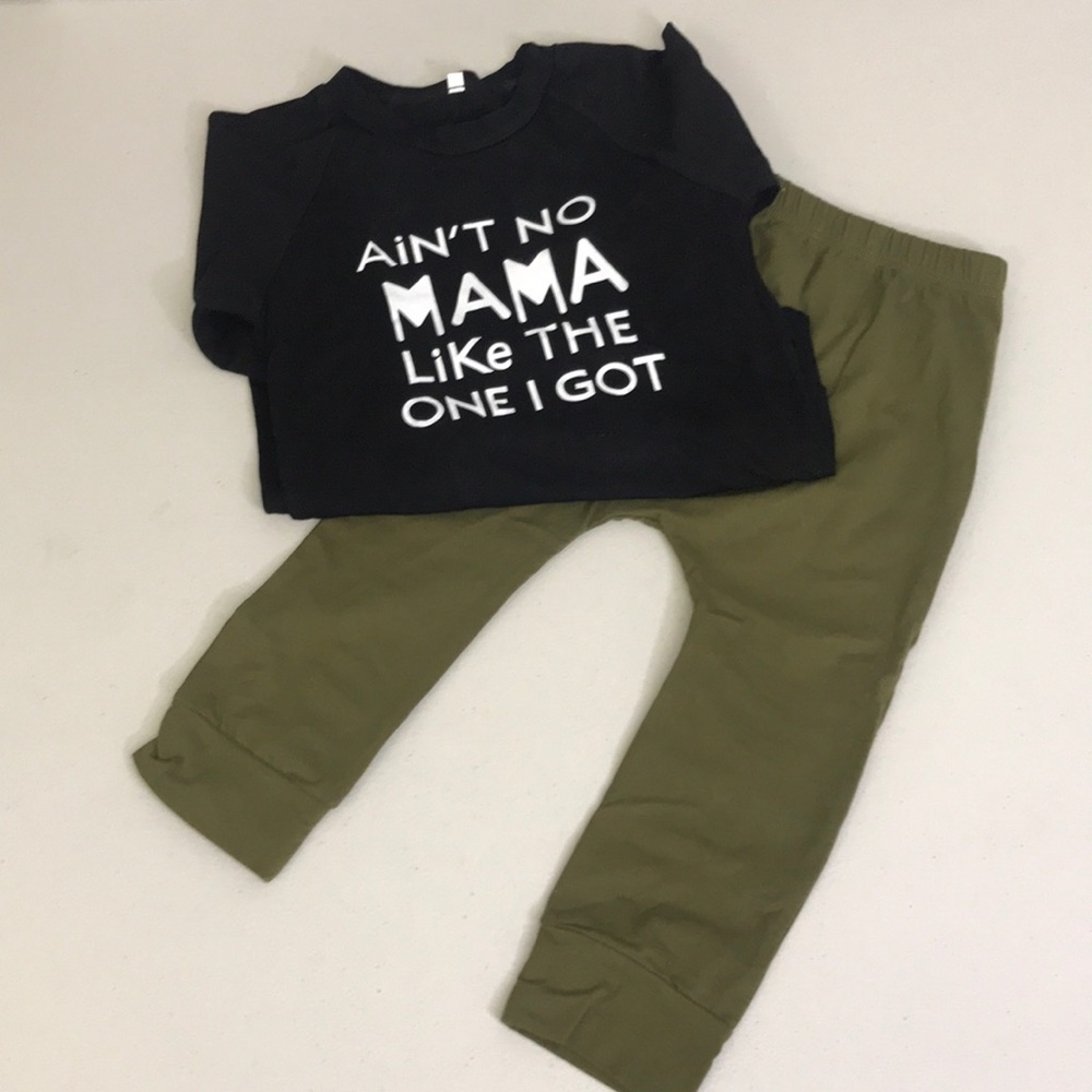 NWT Printed Tops Pants Leggings Outfit (E5)